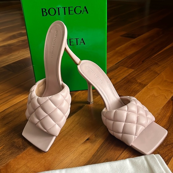 Bottega Veneta Padded Slide Sandals, NEW - Picture 10 of 17